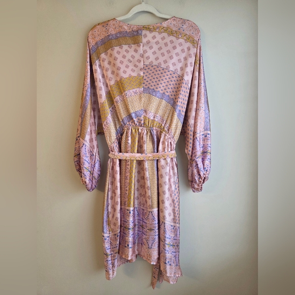 ARULA Pink and Purple Patterned Midi Dress - Picture 7 of 12